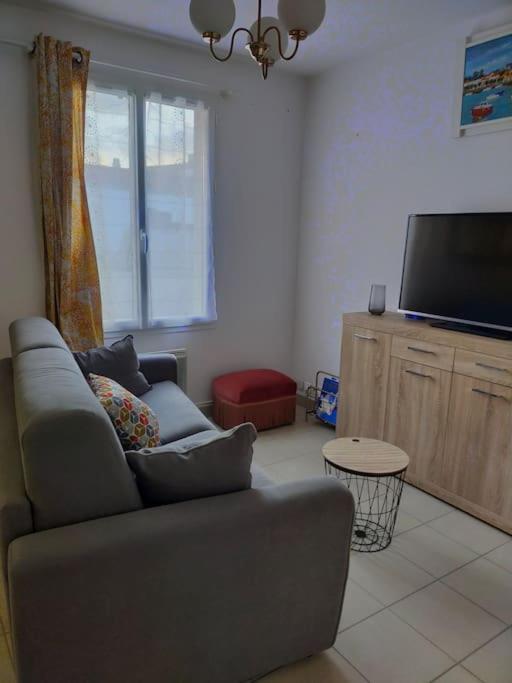 Maison Au Coeur De Saint-Gilles L'Inattendue Esterno foto
